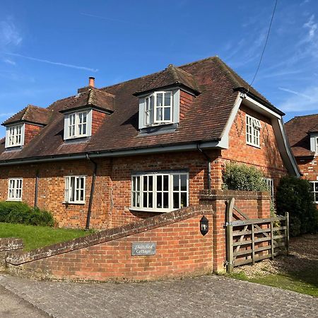 Thatched Cottage 亨格福德 外观 照片