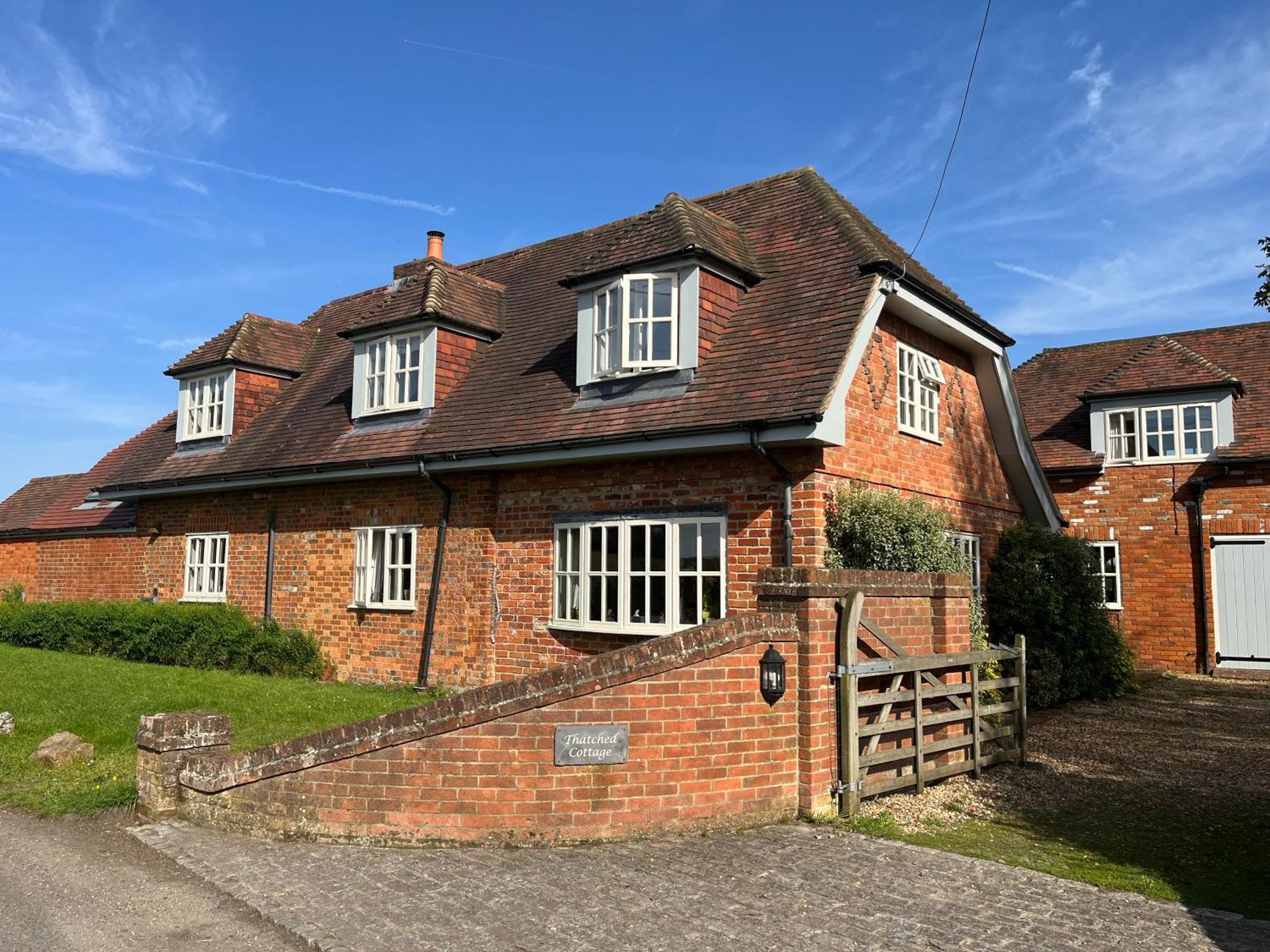 Thatched Cottage 亨格福德 外观 照片